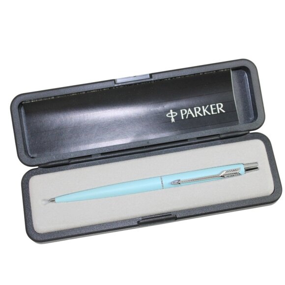 Parker Classic Vintage Collector’s Quality 1988 Artic Blue Silver USA Rollerball - Picture 5 of 8